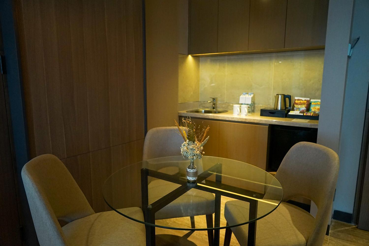 Swiss-Belhotel Airport Джок'якарта Екстер'єр фото